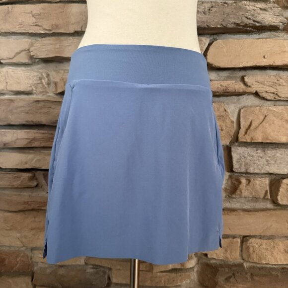 Athleta Soho Skort Shorts - Stretch Zip Pockets Light Blue Sz 8 - Picture 1 of 8